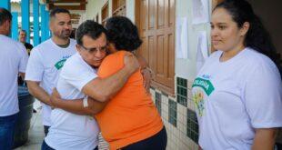 Deputados visitam abrigo da enchente adotado pela ALEAC