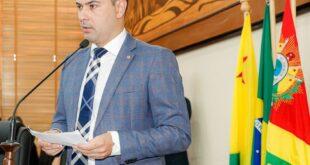 Primeiro secretário da ALEAC, Nicolau Júnior presta solidariedade ao governador Gladson