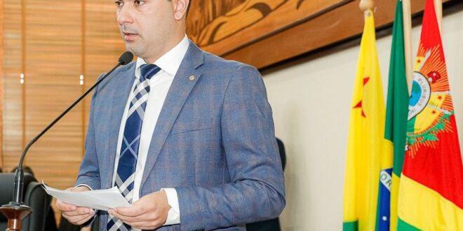 Primeiro secretário da ALEAC, Nicolau Júnior presta solidariedade ao governador Gladson