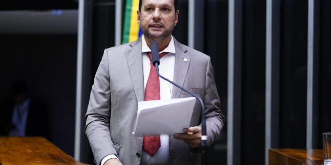 Projeto proíbe contratação de condenados por crime previsto na Lei Maria da Penha