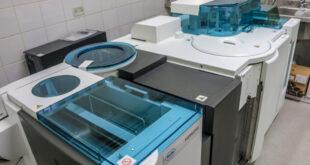 Fundhacre adquire novo equipamento para o laboratório de análises clínicas
