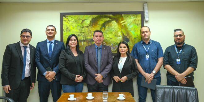Comissão de Obras Públicas e Transporte da Aleac se reúne com superintendente do Dnit