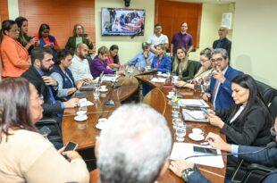 Edvaldo Magalhães defende celeridade na discussão do PCCR da Saúde e convocação de aprovados em concurso