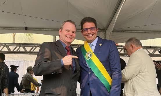 “Gladson tem compromisso com a transparência e conta com nossa confiança”, diz presidente em exercício da Aleac