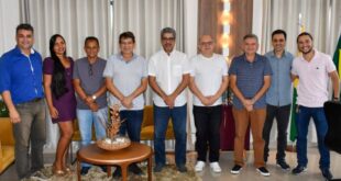 Edvaldo se reúne com Henrique Afonso e equipe do ‘Abrindo Portas para o Primeiro Emprego’ e celebram bons resultados do programa