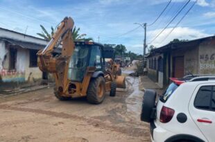 Estado recolhe mais de 11 carradas de entulhos em apenas um dia em Rio Branco