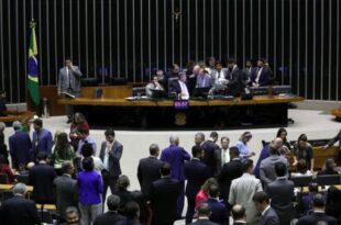 Câmara analisa MP que concede isenção de tributos a companhias aéreas