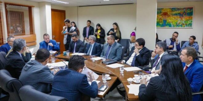 Deputados aprovam PL que prorroga pagamento de ICMS a atingidos pela alagação
