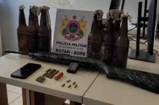 Polícia prende jovens com arma de fogo e coquetéis Molotov na Cidade do Povo