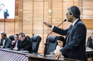 Edvaldo Magalhães repudia atitude do governo que eleva preços do cimento e do tijolo e defende suspensão de decreto