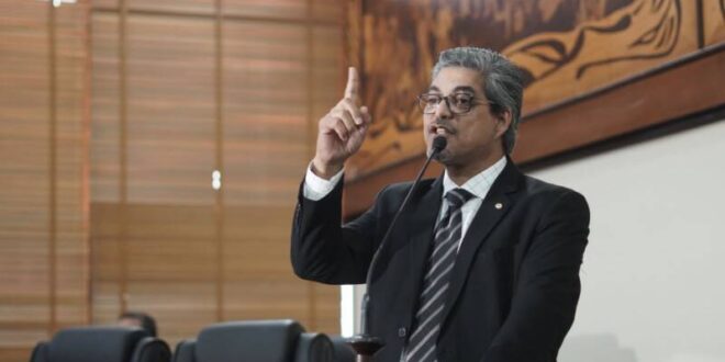 Atendendo pedido de Edvaldo, Aleac discute reformulação do PCCR da Saúde e procuradora revela que criação de vagas é necessária e há legalidade