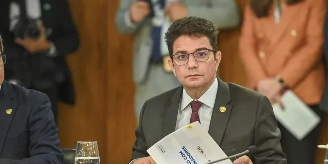 O governador Gladson Cameli nomeou 322 novos servidores efetivos