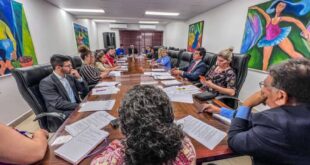 A pedido de Gonzaga, Aleac reúne autoridades e associações para debater melhorias no tratamento do autismo