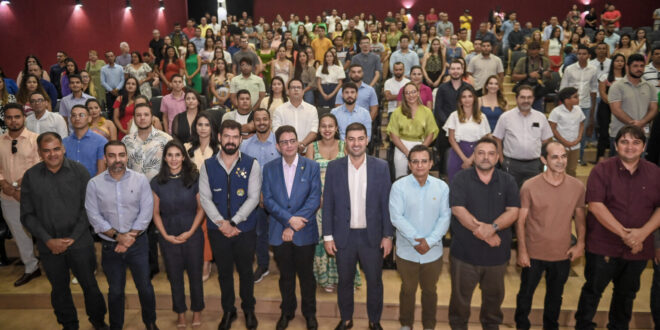 Governo do Estado empossa 60 aprovados no concurso da Sesacre