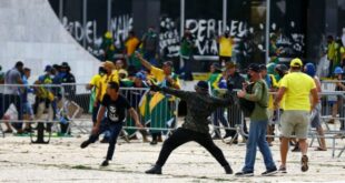 A inversão de responsabilidade nos ataques antidemocráticos: cortina de fumaça em meio a investigações