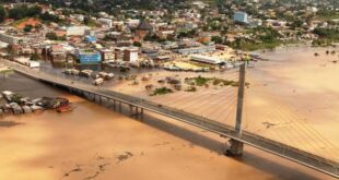 Nível do Rio Juruá ultrapassa cota de transbordo