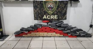 Quadrilha é presa com 60kg de drogas em barco no Acre