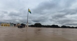 Rio Acre se aproxima da segunda maior cheia já registradas em Rio Branco