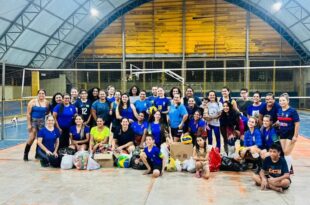 Mulheres do Universitário realizam vôlei solidário para arrecadar donativos para os atingidos pela enchente