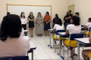 Iapen e Fieac assinam termo de cooperação para internas da penitenciária feminina de Cruzeiro do Sul confeccionarem uniformes escolares