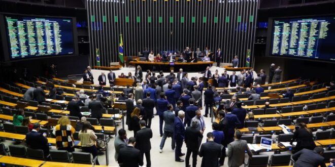 Comissão avalia aprovar fundo de apoio às Apaes com recursos da Mega-Sena