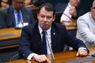 Roberto Duarte convoca presença de delegado da PF do Acre na CPMI do dia 8 de Janeiro