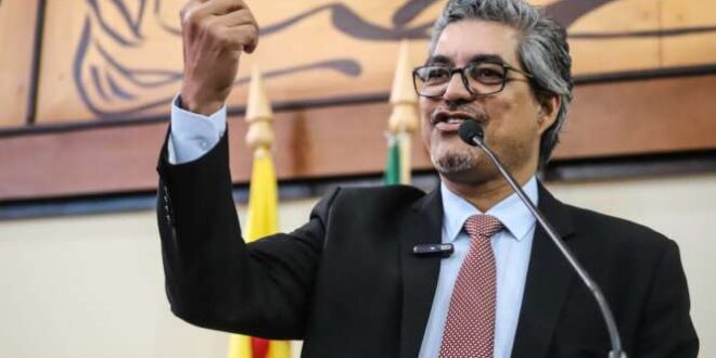 Edvaldo Magalhães comemora decisão do TJAC que suspende criação de cargos comissionados sem autorização da Assembleia