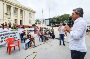 “Perverso, esse é o tratamento que o governador está dando aos profissionais da Saúde”, diz Edvaldo Magalhães ao defender reajuste dos plantões