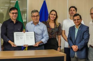 Presidente da Aleac participa da assinatura de convênio para capacitar empresários acreanos para exportação