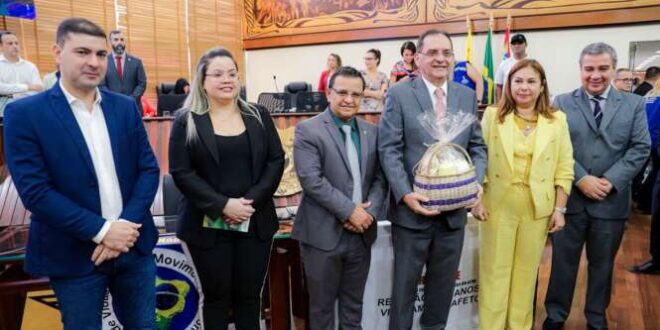 Ministro do STJ é homenageado por Luiz Gonzaga e Nicolau Júnior em audiência sobre pessoas em situação de rua