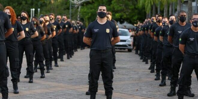 No Dia do Trabalhador, governo do Estado destaca conquistas e homenageia servidores públicos acreanos