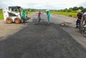 Governo e Prefeitura de Jordão avançam em obras no aeródromo do município