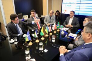 No Ministério do Desenvolvimento Regional, governador defende melhorias de infraestrutura de transportes no Acre