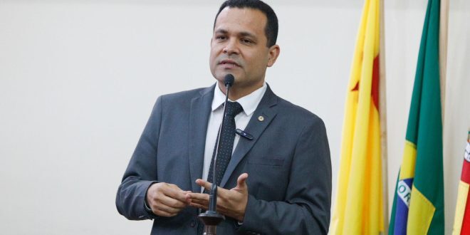 Tadeu Hassem destaca seminário Segurança nas Fronteiras em Brasileia