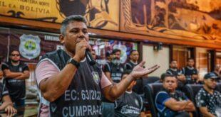 Luiz Gonzaga suspende sessão para receber agentes socioeducativos temporários que pedem cumprimento de PEC