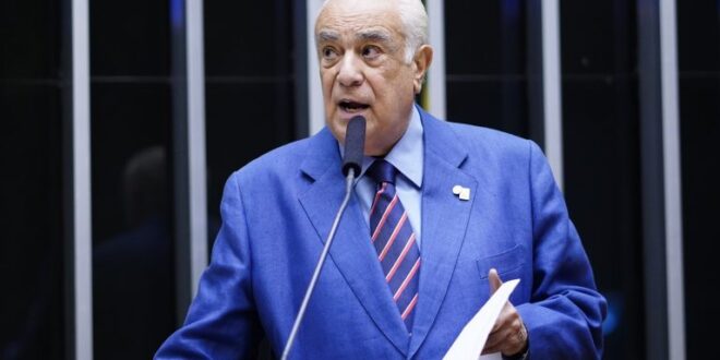 Comissão aprova detenção para quem fugir de abordagem de agente de trânsito