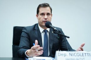 Comissão aprova gratuidade por 15 minutos em estacionamento rotativo pago nas vias públicas