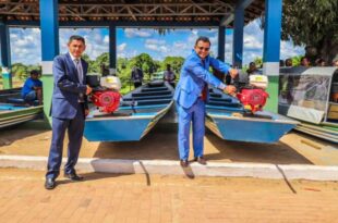 Gonzaga entrega equipamentos para saúde itinerante durante aniversário de Porto Walter