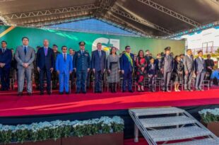 Ao lado de Gladson, presidente da Aleac participa dos festejos de aniversário do Estado do Acre