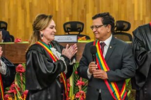 Luiz Gonzaga recebe a medalha Ordem do Mérito Judiciário