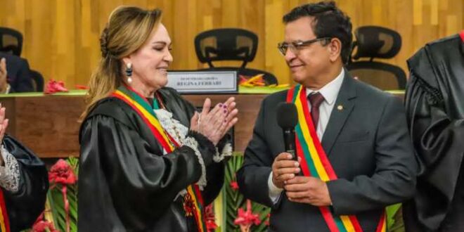 Luiz Gonzaga recebe a medalha Ordem do Mérito Judiciário