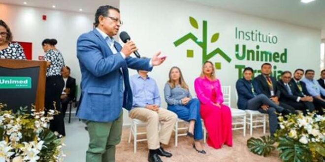 Gonzaga participa da inauguração de unidade especializada no tratamento de autistas em Rio Branco