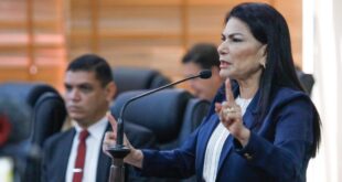 Antonia Sales se solidariza com Tanízio Sá e o elogia como gestor público