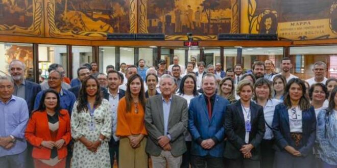 Pedro Longo preside sessão solene em homenagem aos 50 anos da