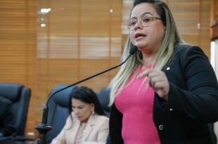 Após episódio envolvendo secretário, Michelle Melo diz: “É um basta que dou hoje como líder do governo. Todos os deputados merecem respeito”