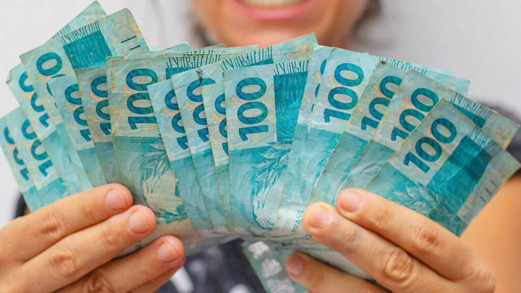 Governo realiza pagamento de julho e da primeira parcela do 13⁰ nesta sexta-feira