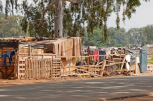 Projeto proíbe concessão de benefícios assistenciais a invasores de imóveis urbanos e rurais
