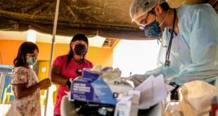 Medico indígena no Acre