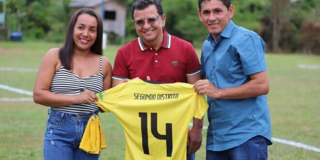 Com apoio de Luiz Gonzaga, Porto Walter realiza o maior campeonato feminino de futebol do Acre