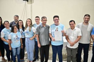 “Uma tradição das nossas famílias “, diz Nicolau ao participar de assinatura de convênio para o novenário de CZS